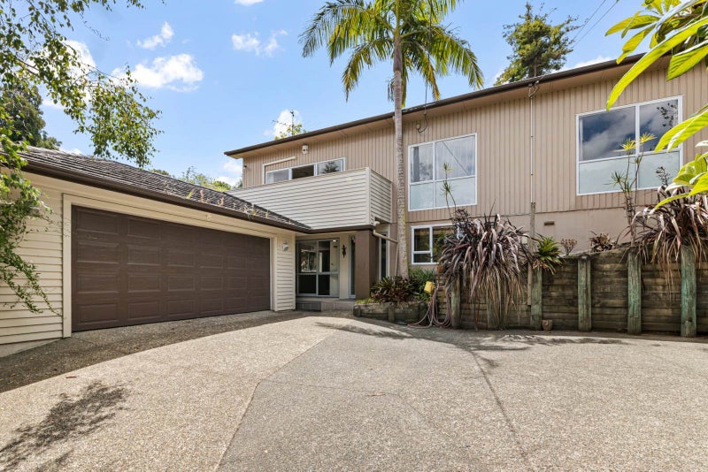 808 Beach Road, Browns Bay, Auckland - Carousel 1