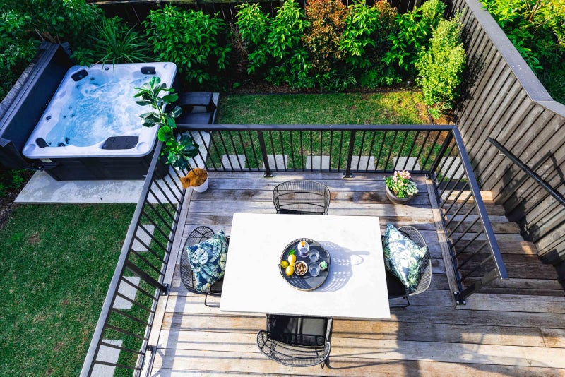 2 Mah Lane, Hillsborough, Auckland - Carousel 1