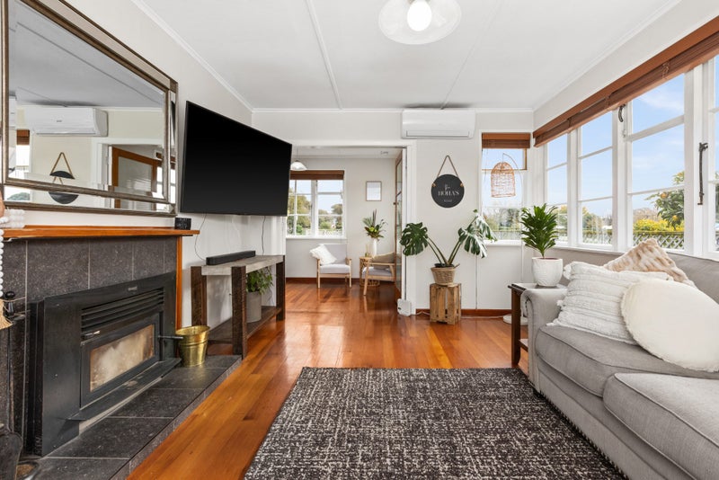 48 Russell Road, Marewa, Napier - Carousel 1