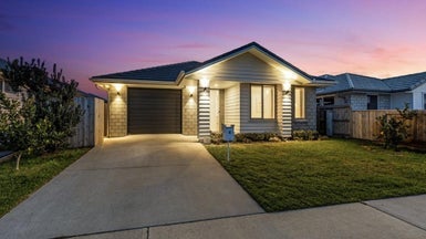 4 TE WHARO DRIVE - Carousel 1