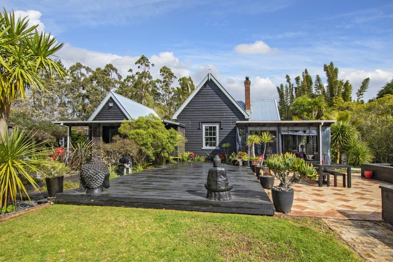 305 Whananaki Road, OPUAWHANGA, HIKURANGI - Carousel 2