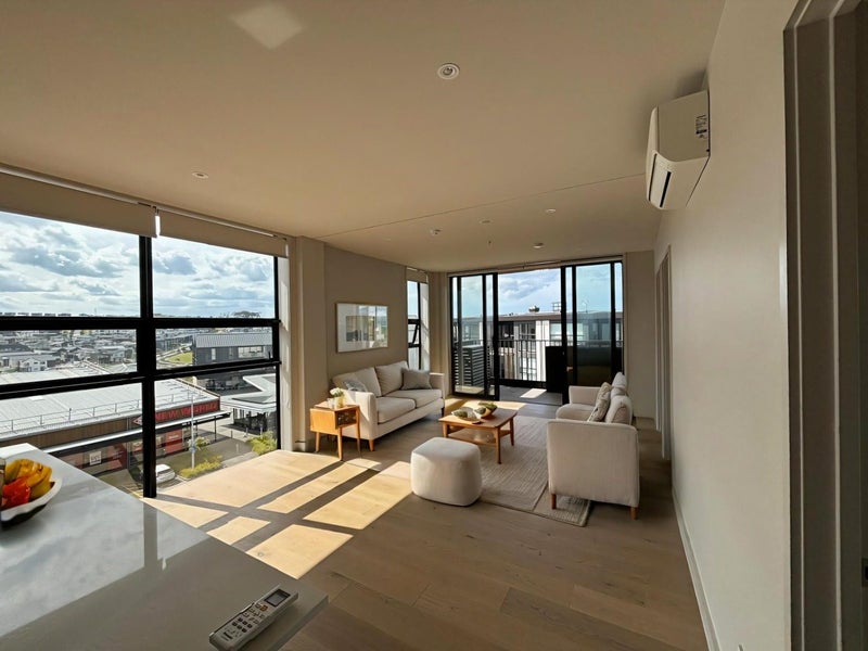 303/82 Te Oneroa Way, Long Bay, Auckland - Carousel 2