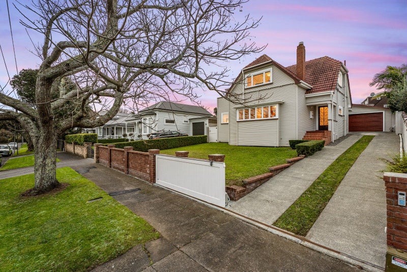 12 Grey Street, Onehunga, Auckland - Carousel 2
