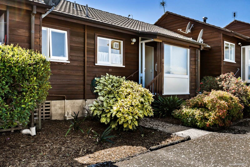 23/15 Puriri Street, Takapuna, Auckland - Carousel 2