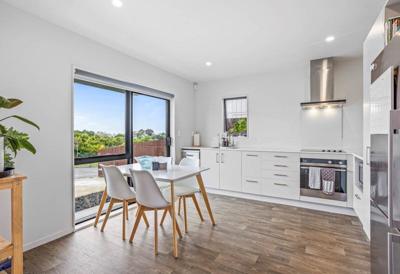 6 Jean Alma Lane, Wattle Downs, Auckland - Carousel 2