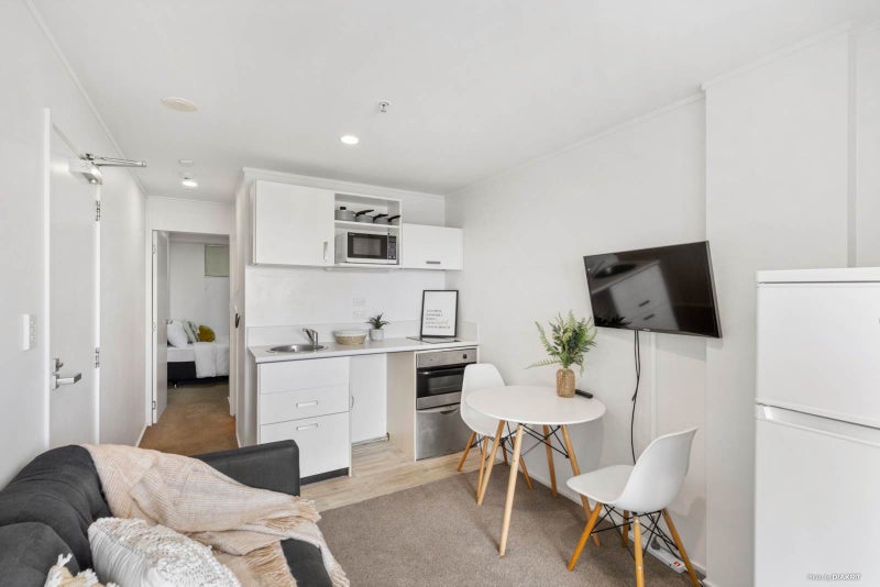 729/72 Nelson Street, Auckland Central, Auckland - Carousel 1