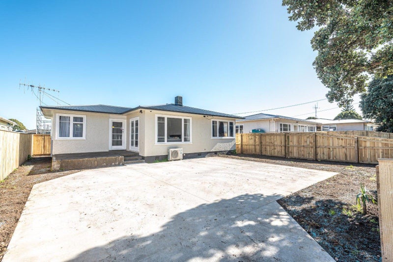 77 Thatcher Street, Castlecliff, Whanganui - Carousel 22