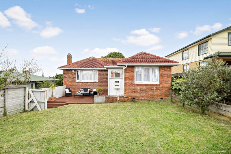 680 Richardson Road, Mount Roskill, Auckland - Carousel 1