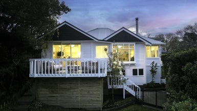 2 Whareora Terrace, Cashmere, Christchurch - Carousel 1