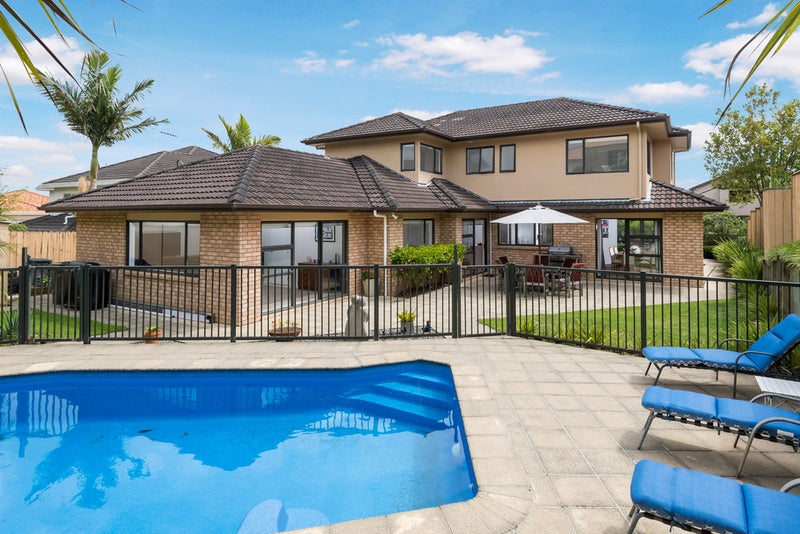 142 John Brooke Crescent, East Tamaki Heights, Auckland - Carousel 2