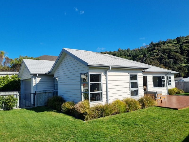 46 Staithes Drive North, Whitby, Porirua - Carousel 1
