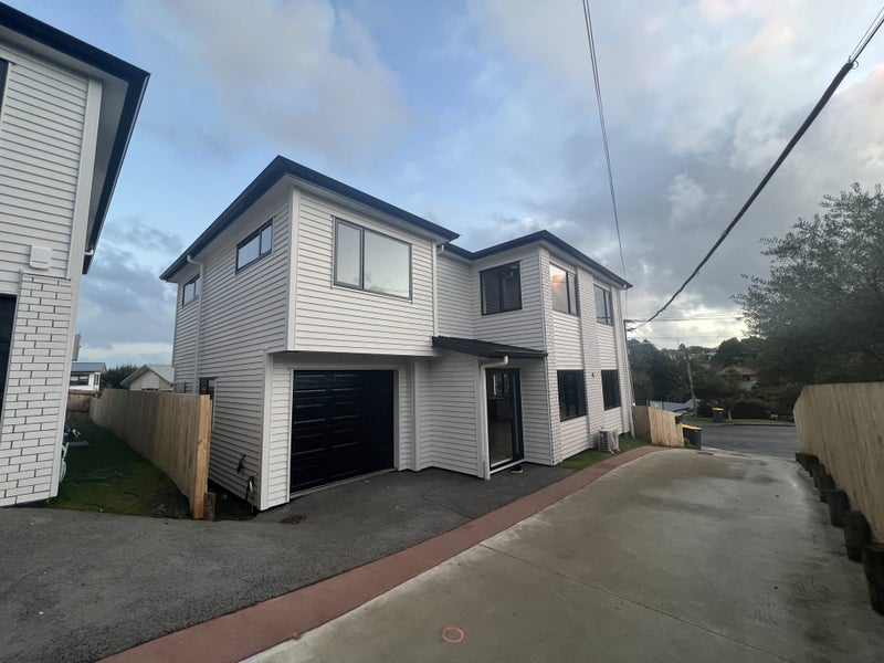 44A Alwyn Avenue, Te Atatu South, Auckland - Carousel 1