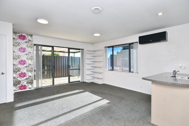 1/123 Sawyers Arms Road, Northcote, Christchurch - Carousel 2