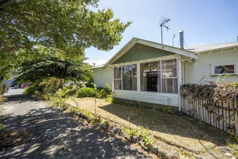 20 Bolton Avenue, Spreydon, Christchurch - Carousel 1