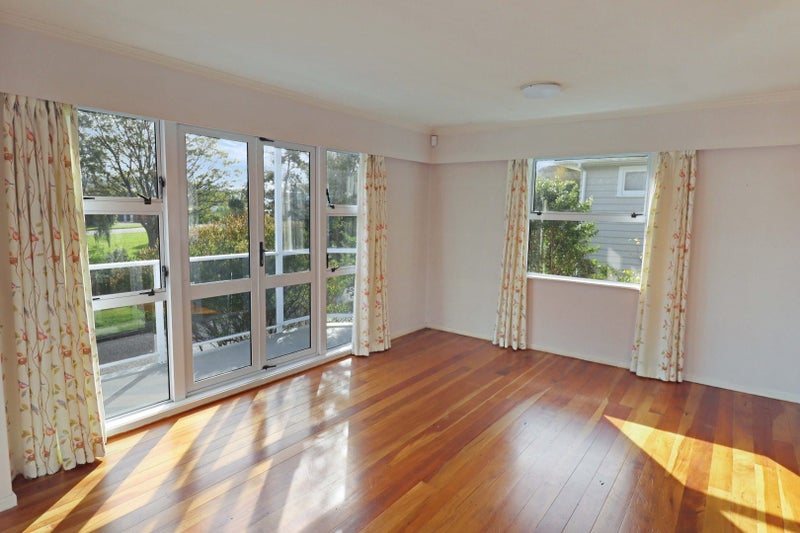 63A Cleary Street, Waterloo, Lower Hutt - Carousel 1