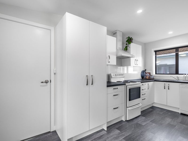 233 Princes Street, Strathern, Invercargill - Carousel 2