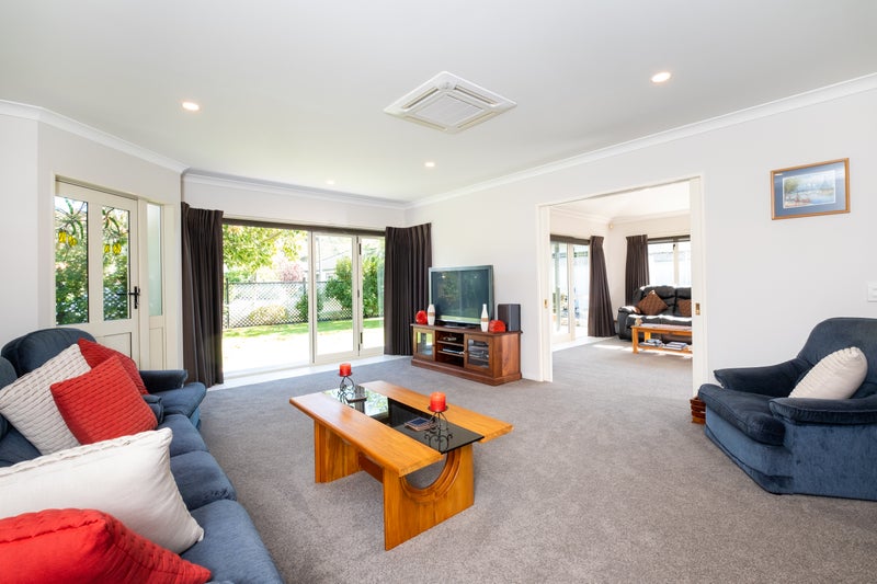 4 Thode Place, Greenmeadows, Napier - Carousel 2