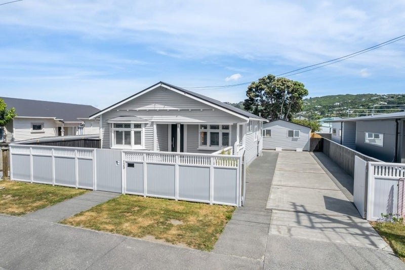 129 William Street, Petone, Lower Hutt - Carousel 1