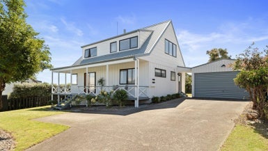 3A Rangataua Street, Welcome Bay, Tauranga - Carousel 1