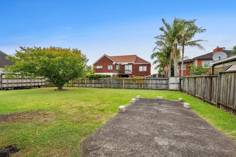 4/24 Karaka Street, Takapuna, Auckland - Carousel 15