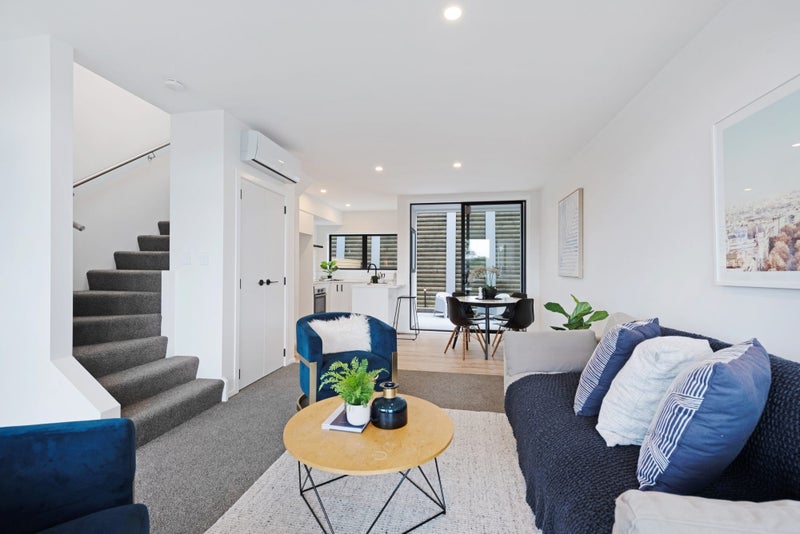 6/37 Woodland Rd, Johnsonville, Wellington - Carousel 2