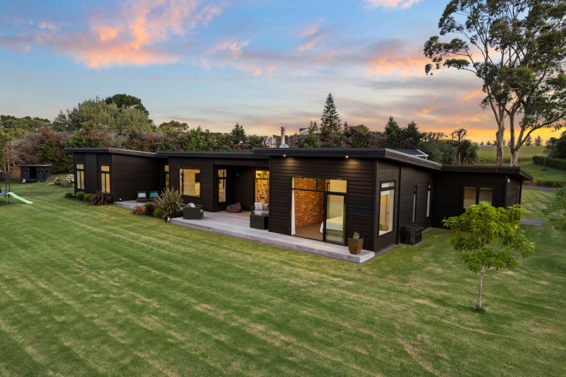 26 Bungard Road, Karaka, Papakura - Carousel 1