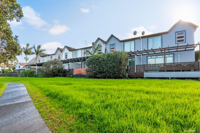 9L Clearwater Cove, West Harbour, Auckland - Carousel 22