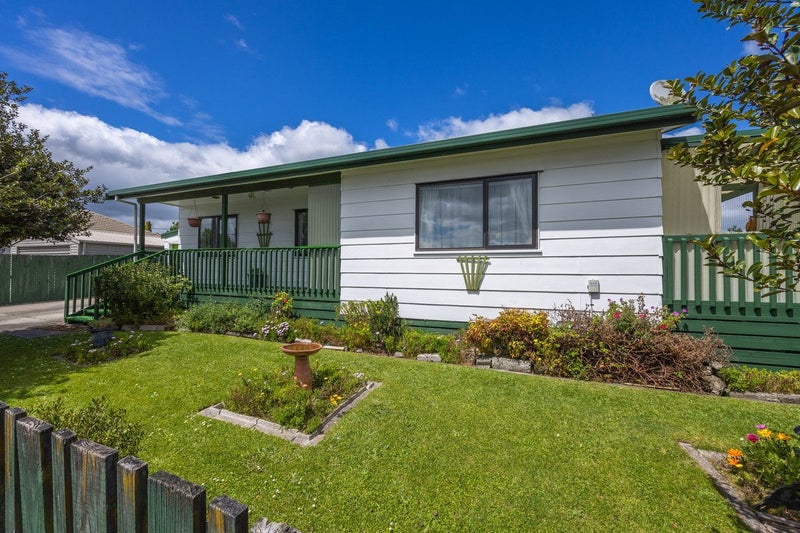 1A Morrison Crescent, Glenview, Hamilton - Carousel 1