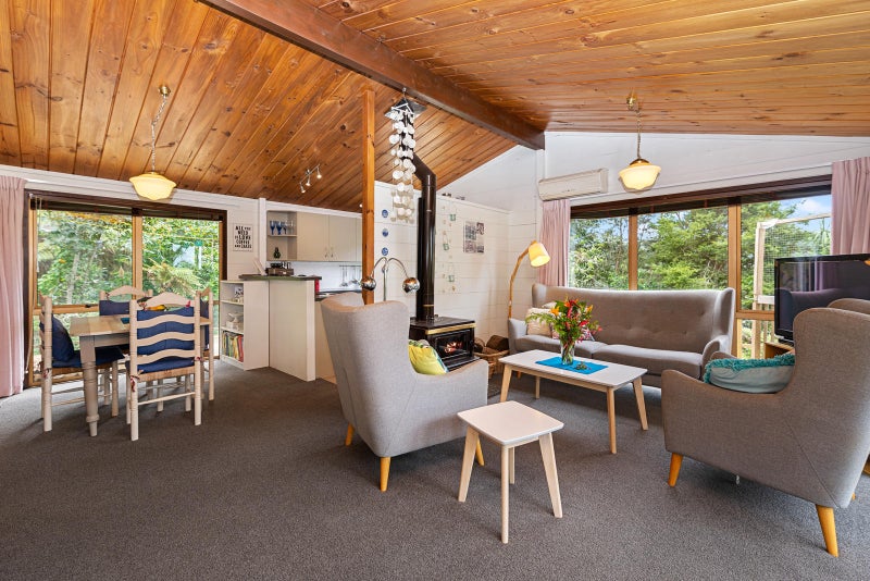 655 Huia Rd, Parau, Auckland - Carousel 2