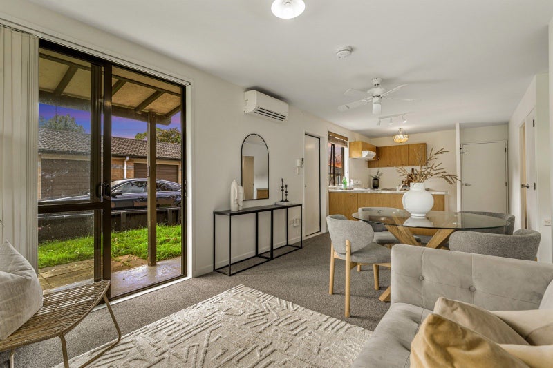 44A Willcott Street, Mount Albert, Auckland - Carousel 2