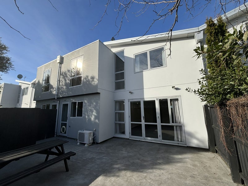 30B Lyndon Street, Riccarton, Christchurch - Carousel 17