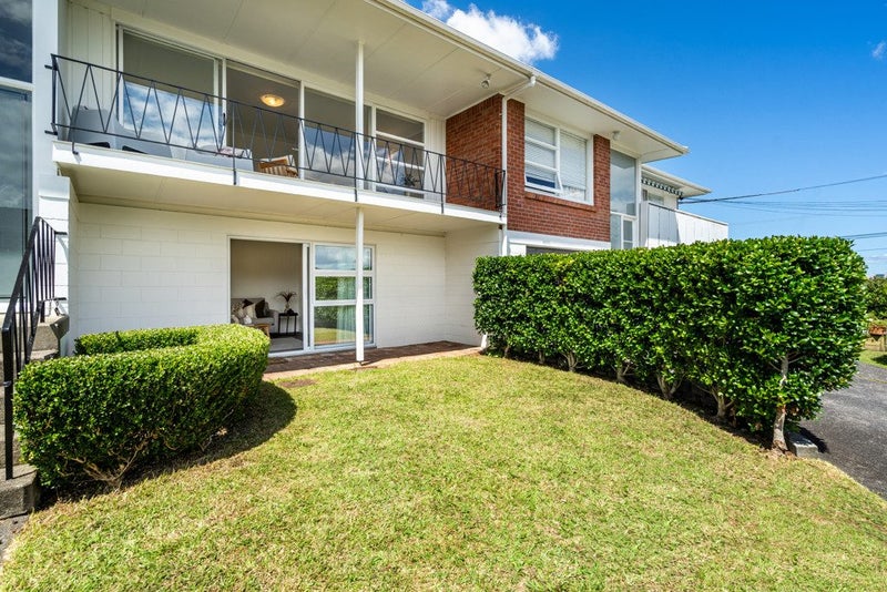 2/7 Walter Street, Hauraki, Auckland - Carousel 2