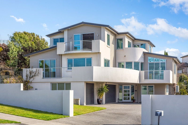 3 Pendennis Point, Camborne, Porirua - Carousel 2