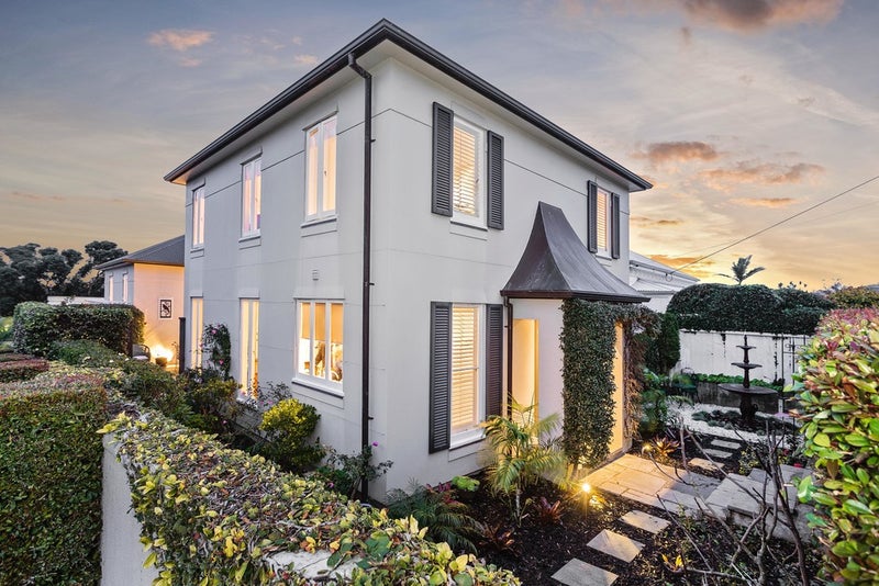 17 Elam Street, Parnell, Auckland - Carousel 1