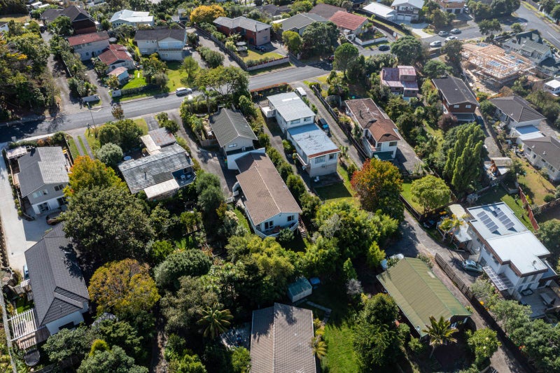 2/13 Geoffrey Road, Torbay, Auckland - Carousel 22