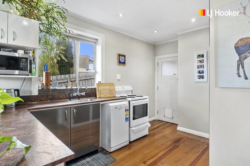 2 Koremata Street, Green Island, Dunedin - Carousel 2