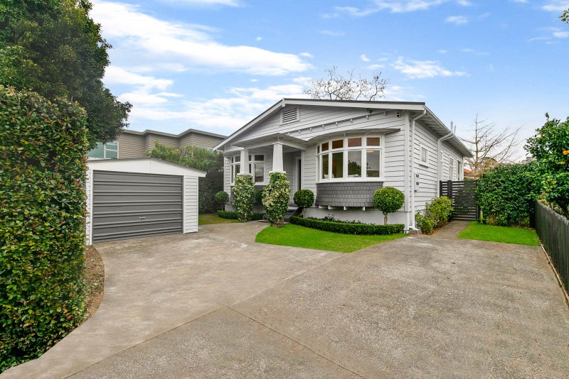 62B Tawa Road, One Tree Hill, Auckland - Carousel 1
