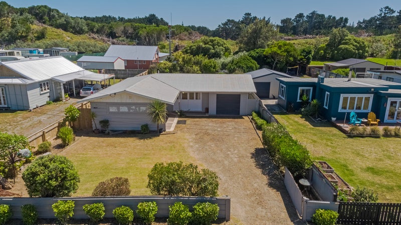 36 Koputara Road, Himatangi Beach, Foxton - Carousel 1