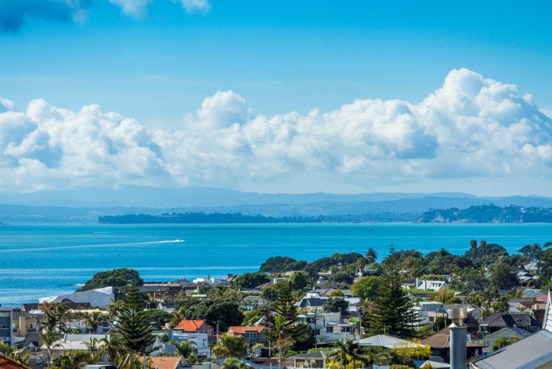 44A Seaview RD, Castor Bay, Auckland - Carousel 1