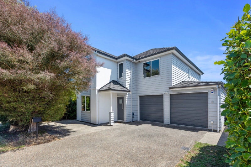 135 Landing Drive, Pyes Pa, Tauranga - Carousel 1
