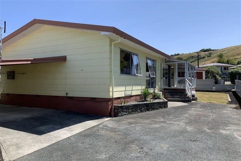 2/12 Murphy Street, Toi Toi, Nelson - Carousel 1