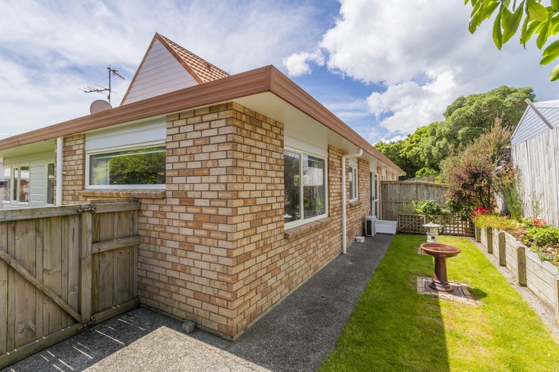 16/17 Redwood Close, Paraparaumu, Paraparaumu - Carousel 12