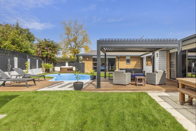 262 Shakespeare Street, Leamington, Cambridge - Carousel 1