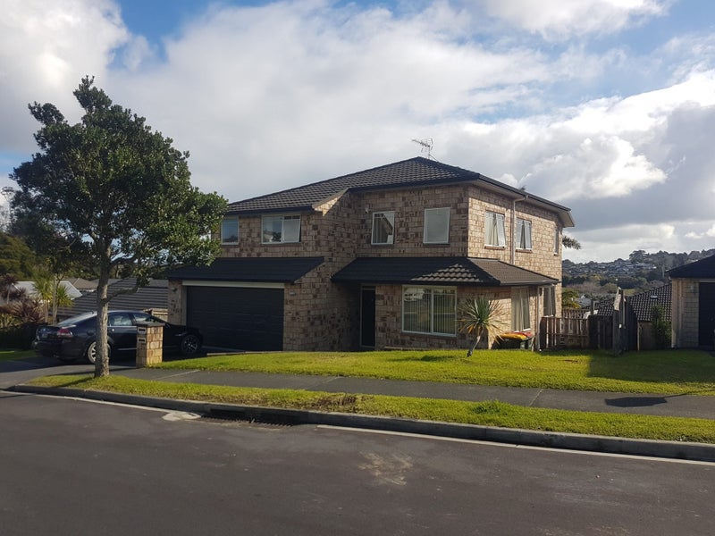 18 Nimstedt Avenue, Oteha, Auckland - Carousel 1