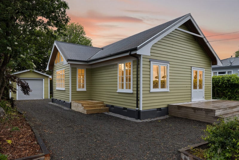 1/178 Gayhurst Road, Dallington, Christchurch - Carousel 1