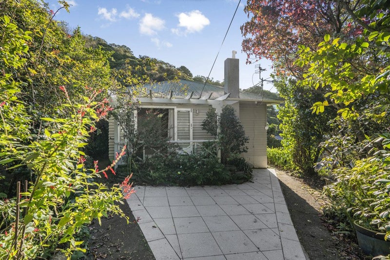 12 Dunedin Terrace, Melrose, Wellington - Carousel 1