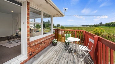 2/42 Kawerau Avenue, Devonport, Auckland - Carousel 1