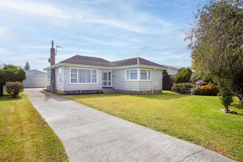 7 Griffiths Place, Claudelands, Hamilton - Carousel 1