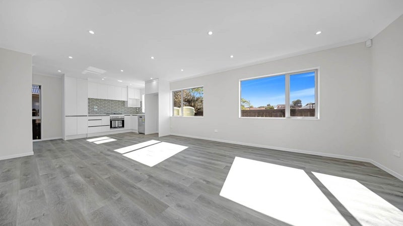 52A Capstick Road, Ōtara, Auckland - Carousel 1