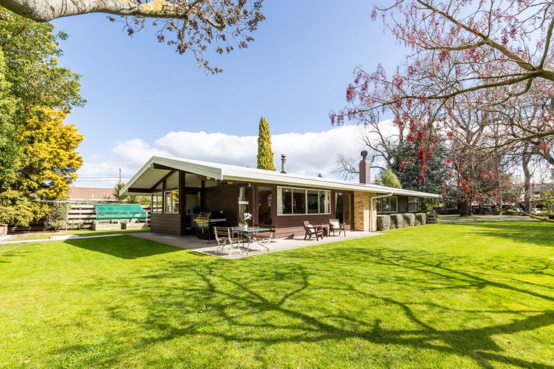 4 Ormond Road, Twyford - Carousel 2